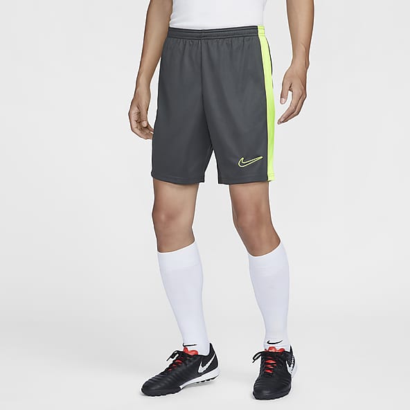 Slim Shorts. Nike VN
